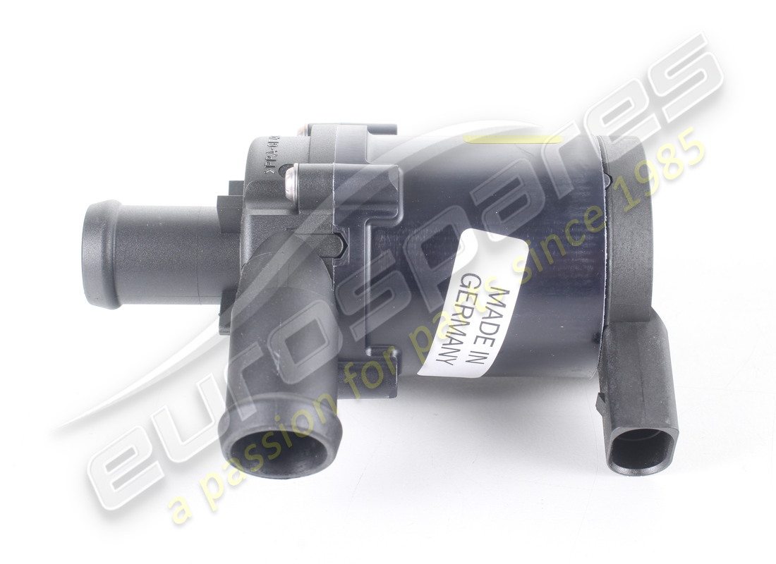 NEW PORSCHE WATER PUMP. PART NUMBER 95510656110 (6) new porsche water pump. part number 95510656110 (6)