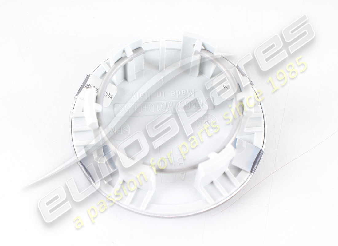 new maserati wheel badge. part number 82330910 (3)