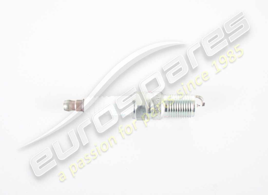 new aston martin spark plug, pack of 4. part number cd3312405aapk (1)