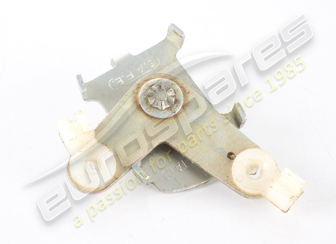 new ferrari rh lock. part number 40063000 (1)
