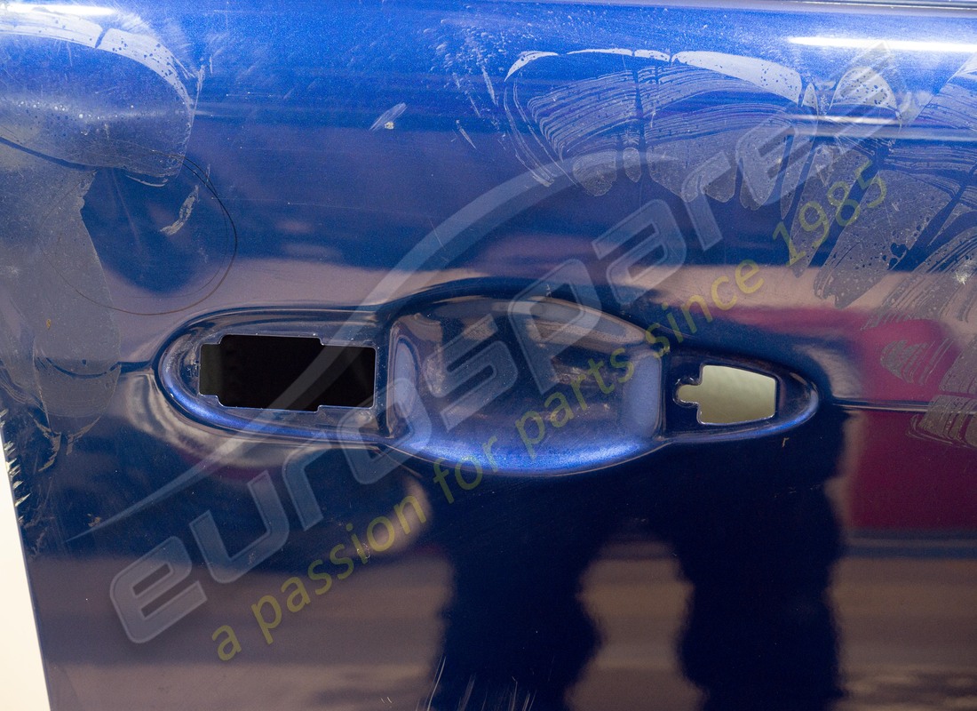 USED MASERATI PORTA ANTERIORE DX. COMPLETE M16. PART NUMBER 673008287 (4) used maserati porta anteriore dx. complete m16. part number 673008287 (4)