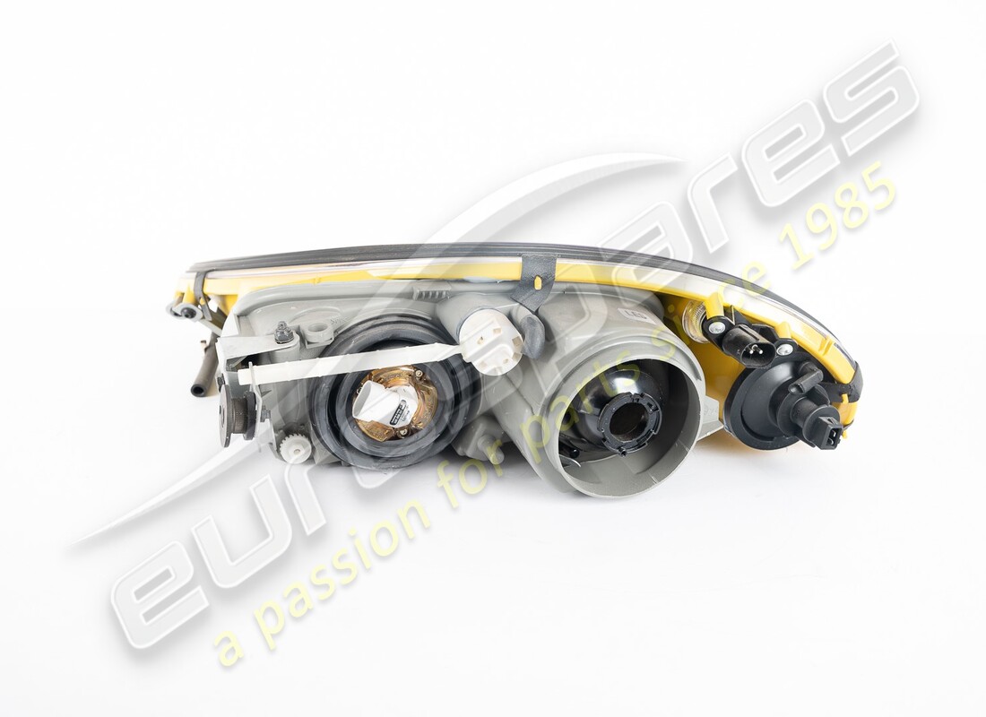 new ferrari rh front lamp giallo modena. part number 72000370 (2)