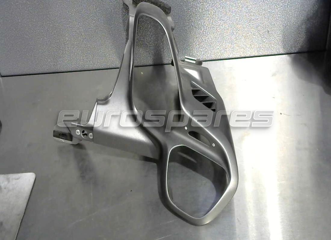 used ferrari lh vent trim. part number 82807900 (1)
