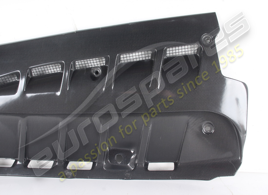 used ferrari rh front panel -carbon pan. part number 68600800 (3)