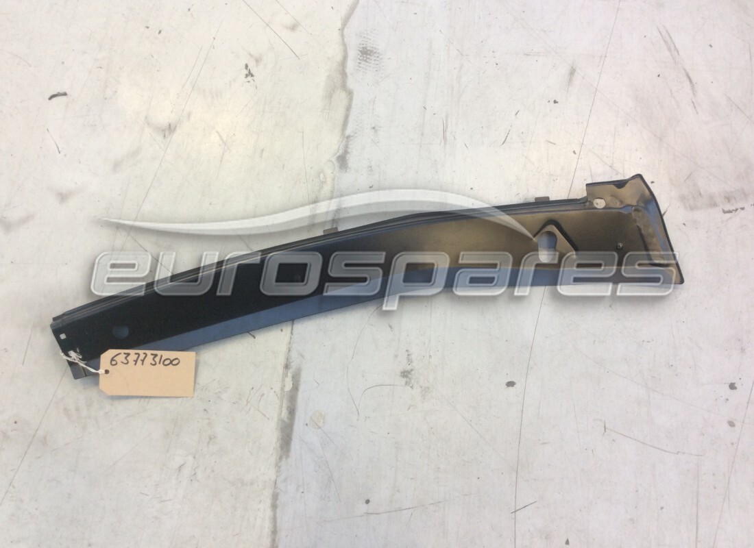 NEW Ferrari EXT MOULDING FOR WINDSCREEN . PART NUMBER 63773100 (1)