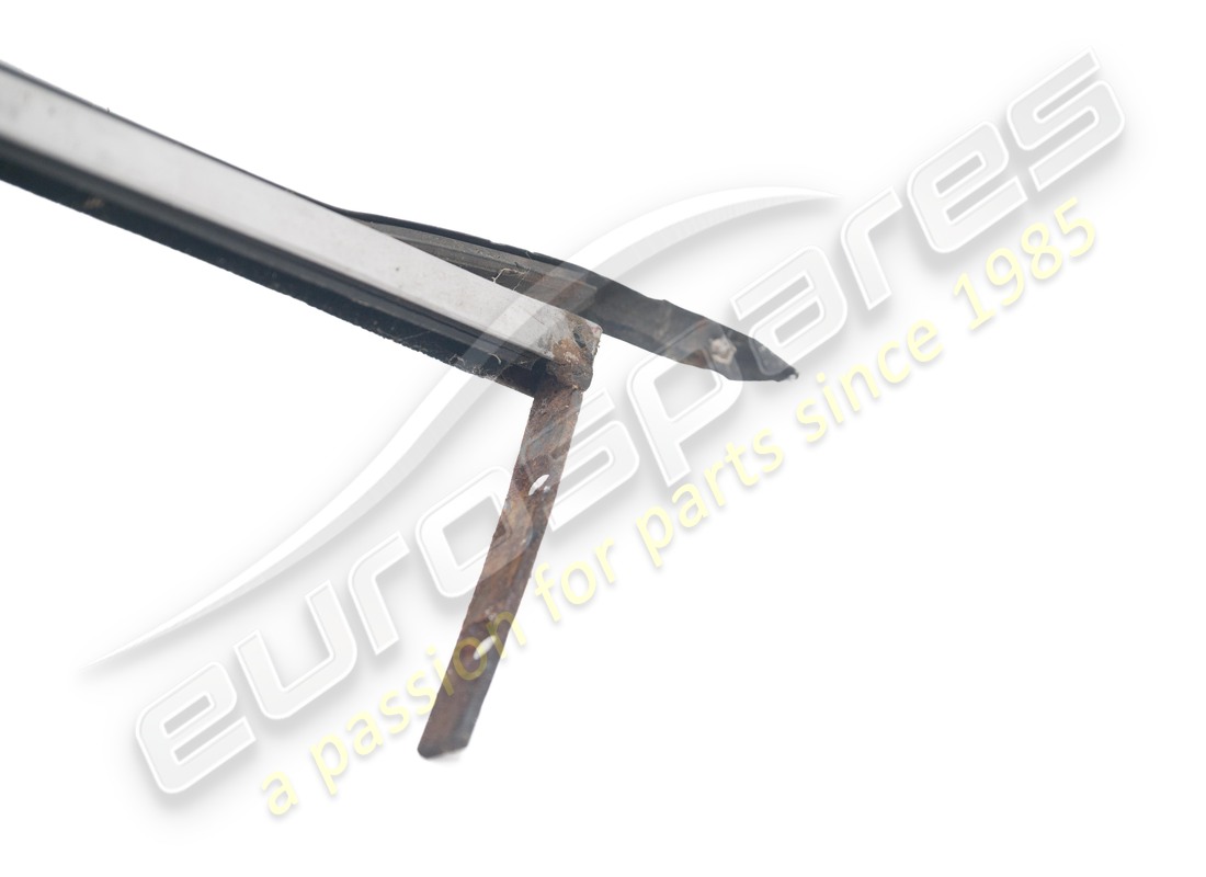 used maserati telarino ports sinistra completo di profilati di tenuta. part number 117bo73859 (5)