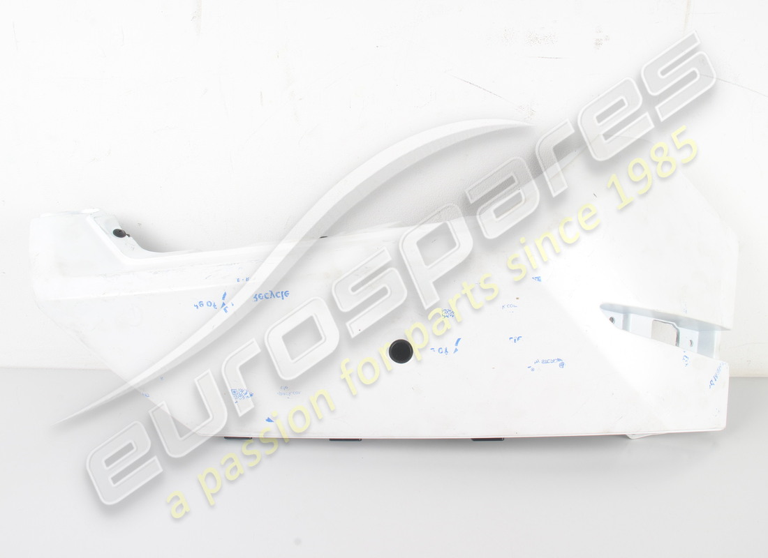 new lamborghini bumper bar rear bumper skin rh part number 4t0807316a (1)