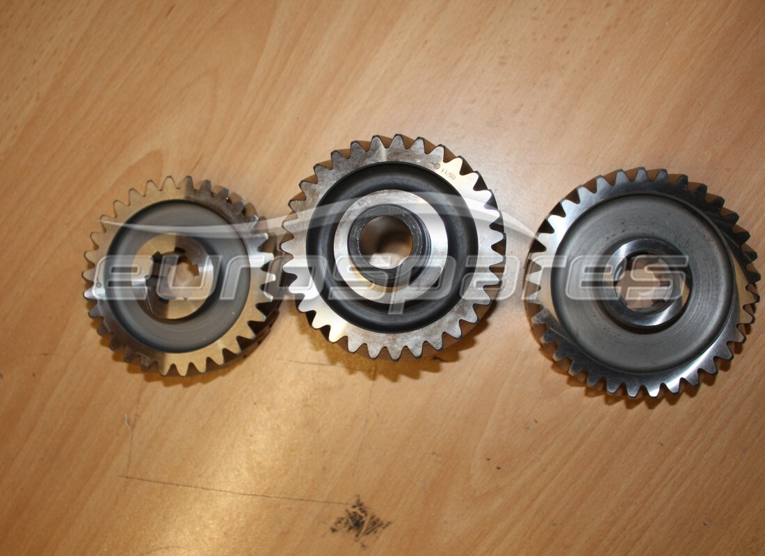 new ferrari drop gear set. part number 500590 (1)