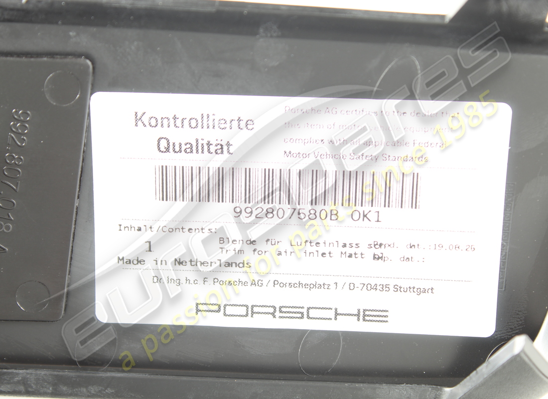 new porsche trim for air inlet matt black. part number 992807580bok1 (3)