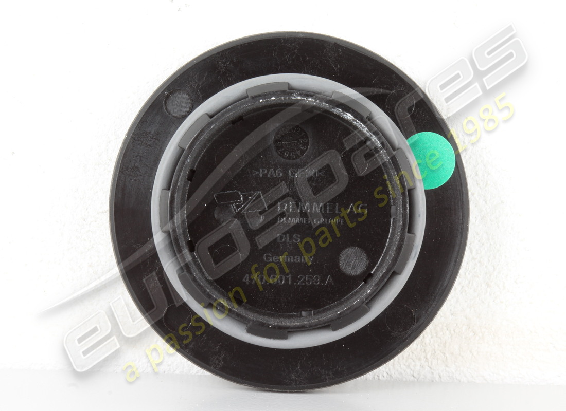 new lamborghini cap layer allu badge. part number 470601259a (2)