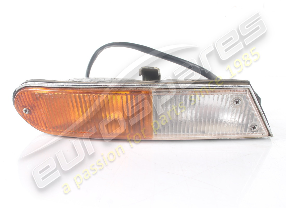 USED Lamborghini RHS FRONT SIDE LAMP . PART NUMBER 006119081 (1)