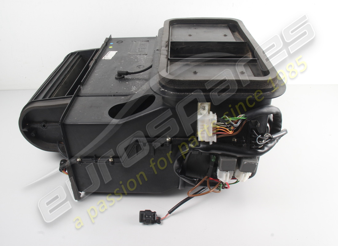 used ferrari evaporator assembly rhd part number 65365900 (2)