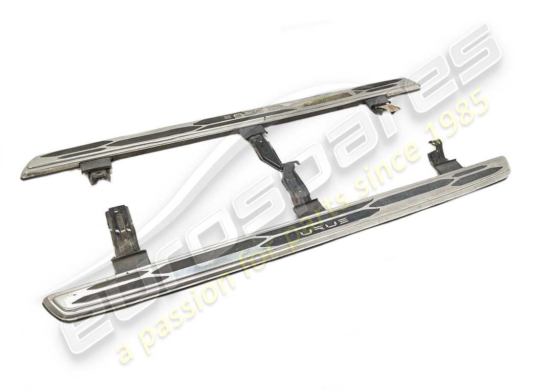 used lamborghini sport side step kit - steel. part number 4ml071066b (2)