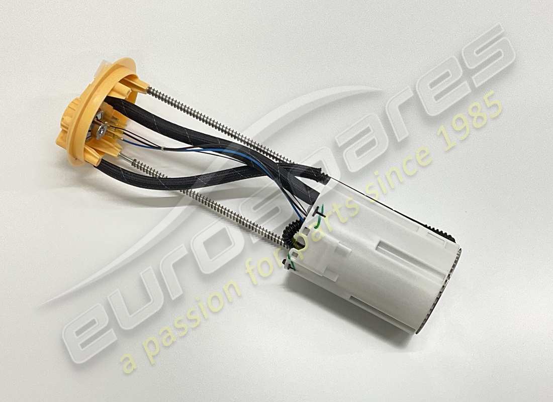 NEW Eurospares RH COMPLETE FUEL PUMP . PART NUMBER 239817 (1)