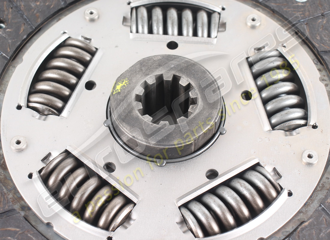 NEW LAMBORGHINI CLUTCH WHEEL. PART NUMBER 07M141031A (3) new lamborghini clutch wheel. part number 07m141031a (3)