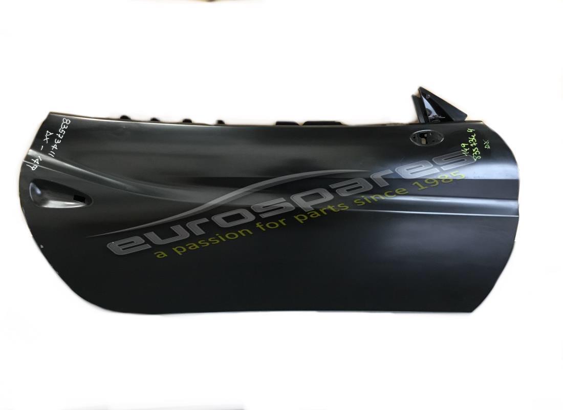 new ferrari rh door complete. part number 83573411 (1)