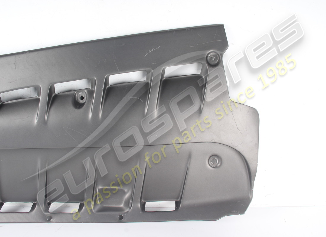 USED FERRARI RH FRONT PANEL. PART NUMBER 80122500 (3) used ferrari rh front panel. part number 80122500 (3)