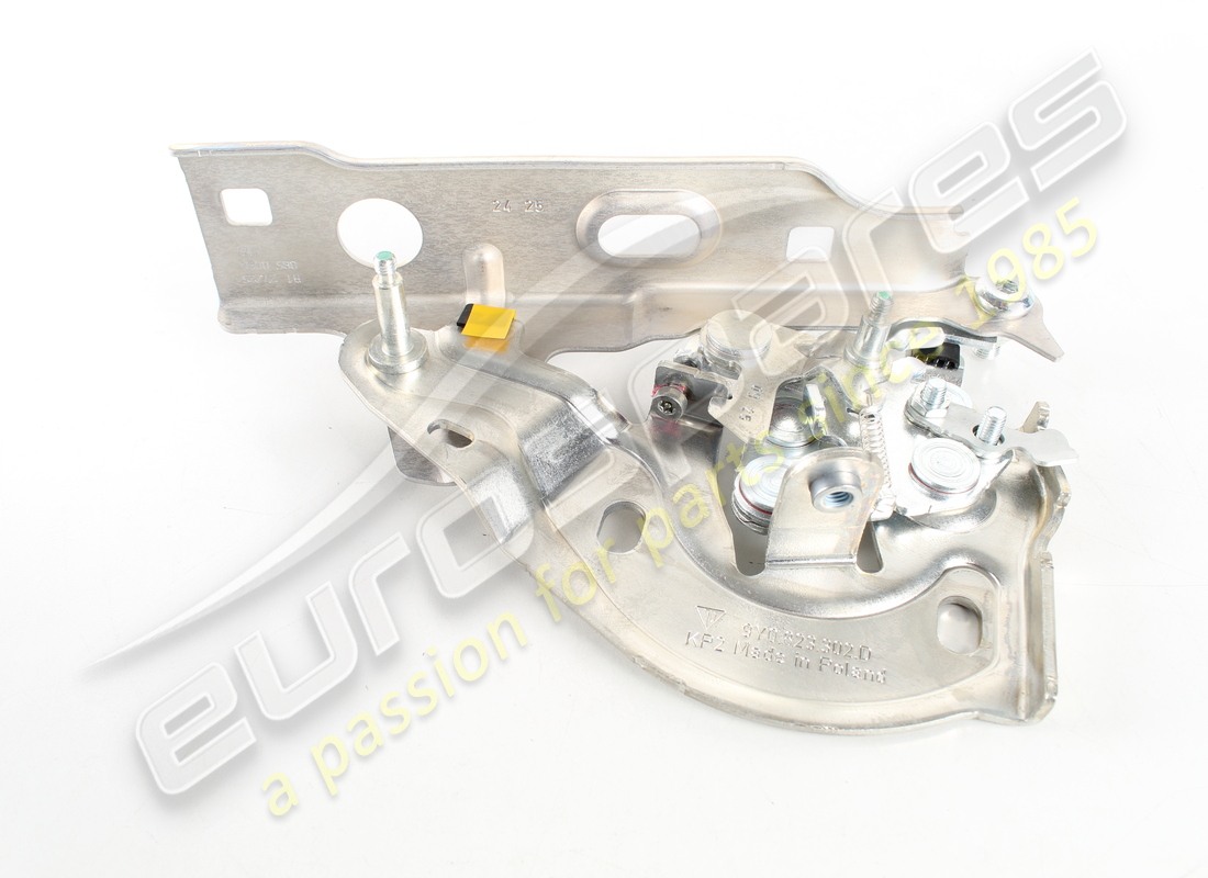 new porsche hinge. part number 9y0823302d (1)