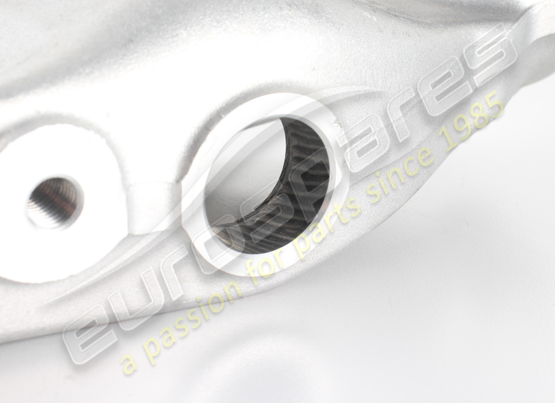 new ferrari lower lh arm. part number 264523 (3)