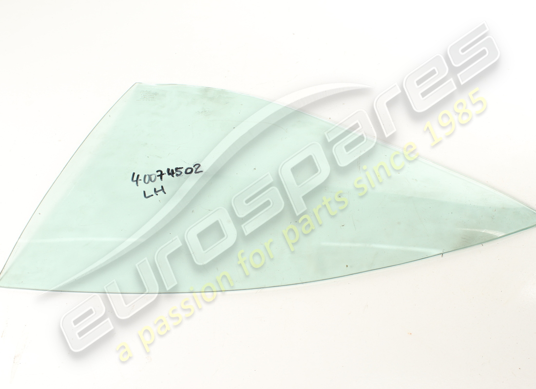 NEW Ferrari LH REAR QUARTER LIGHT GLASS TINTED . PART NUMBER 40074502 (1)