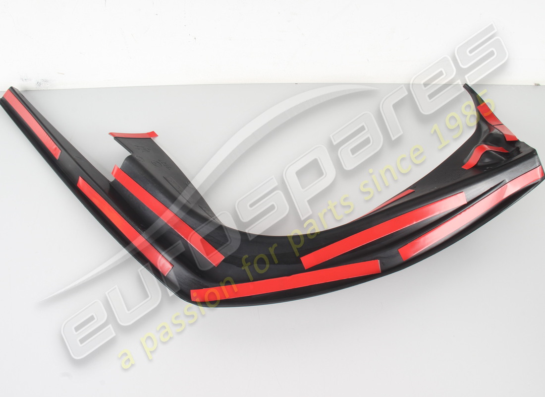 new maserati rh outer cover. part number 68474100 (2)