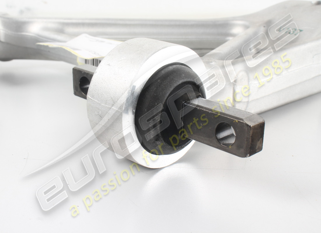 new ferrari lower lh arm. part number 264523 (4)