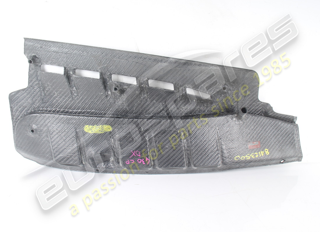 USED FERRARI RH FRONT PANEL. PART NUMBER 80122500 (4) used ferrari rh front panel. part number 80122500 (4)