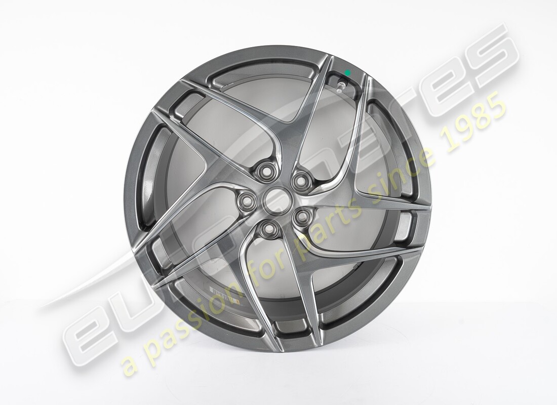 new ferrari rh front wheel. part number 334488 (1)