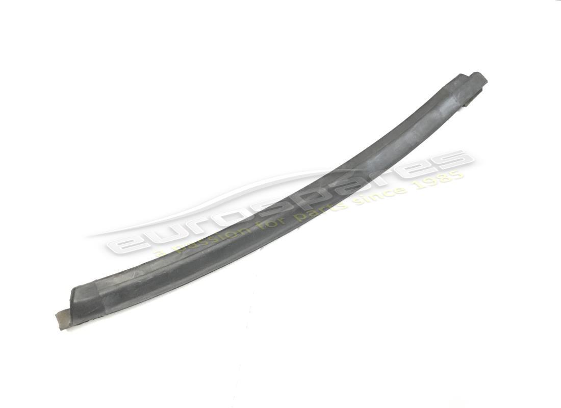 new ferrari rh side roof rubber gts. part number 64343200 (1)