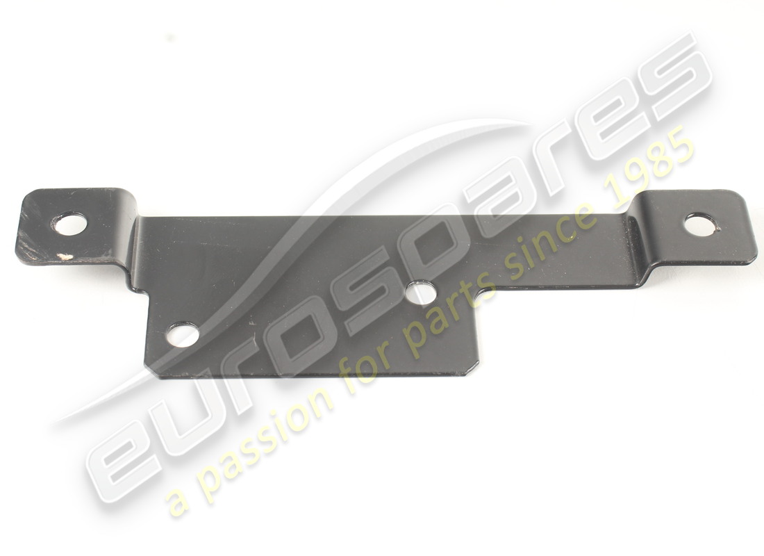 new maserati lh bracket. part number 67516700 (1)