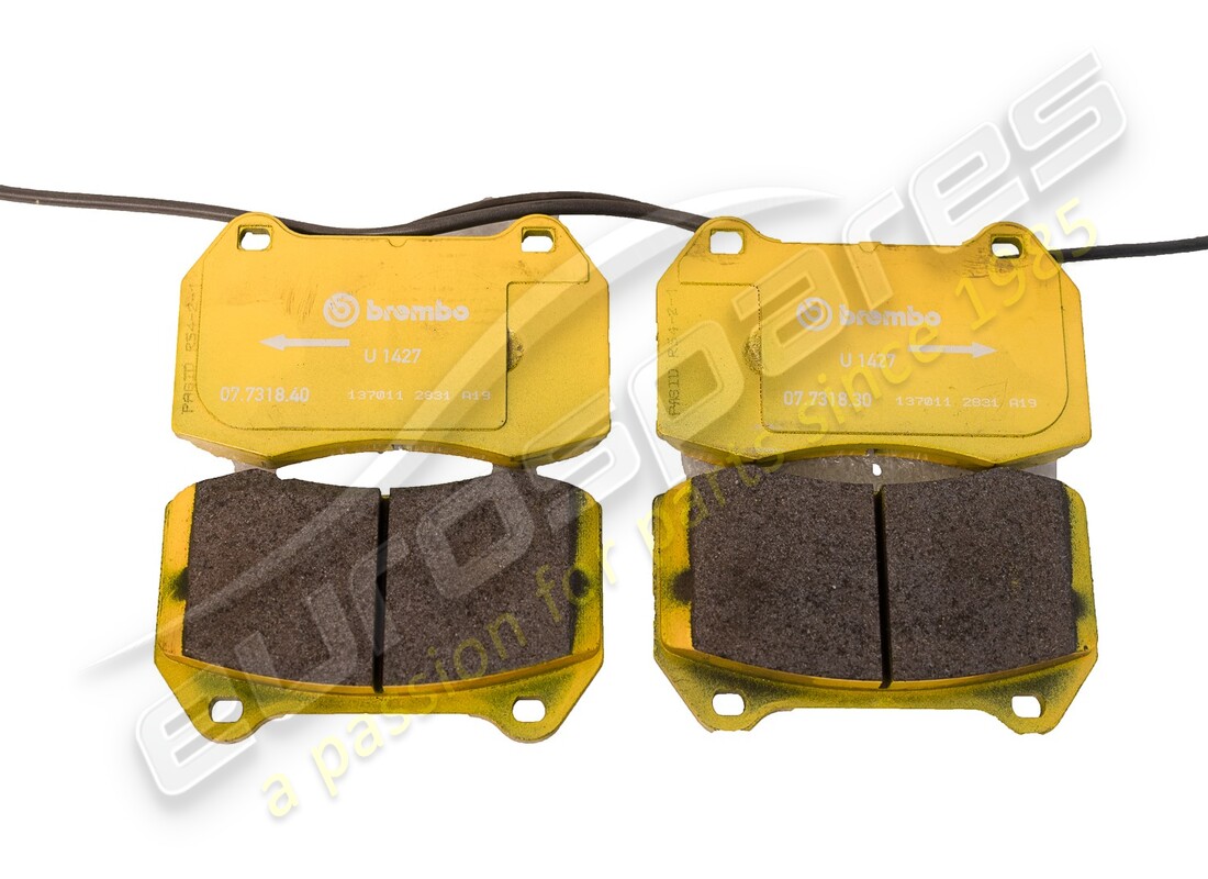 NEW Ferrari PADS SET FOR FRONT CALIPERS (BREMBO) . PART NUMBER 70000924 (1)