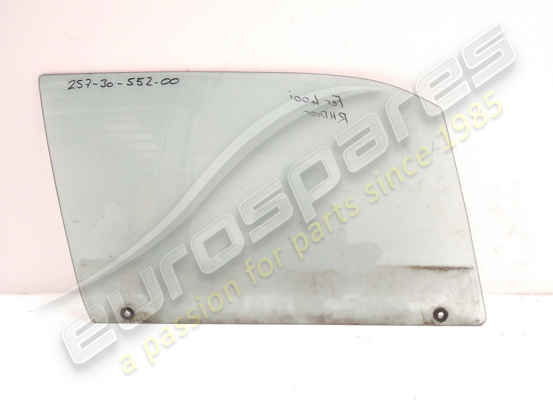 USED Ferrari RH DOOR GLASS TINTED . PART NUMBER 2573055200 (1)