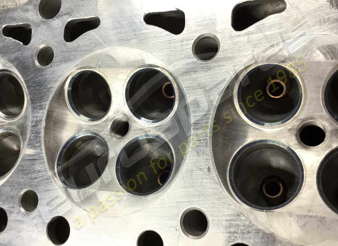 new ferrari cylinder head. part number 133994 (4)