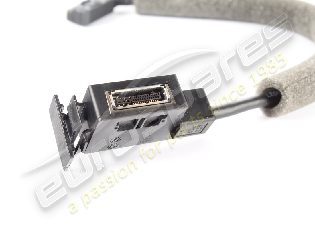 USED LAMBORGHINI PIPE. PART NUMBER 7L6971199 (3) used lamborghini pipe. part number 7l6971199 (3)