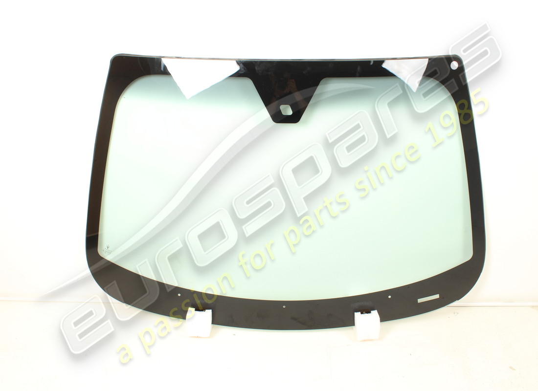 new maserati windscreen. part number 68240500 (1)