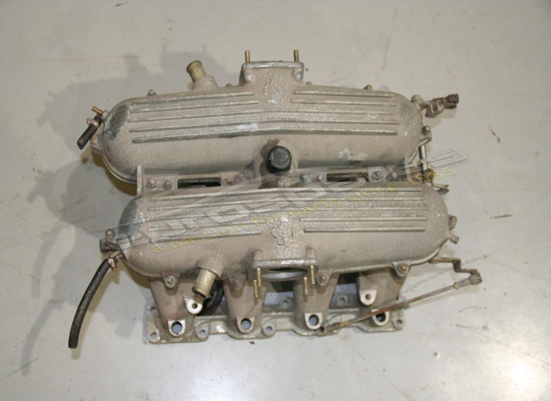 used ferrari intake manifold cover complete. part number 149505 (1)
