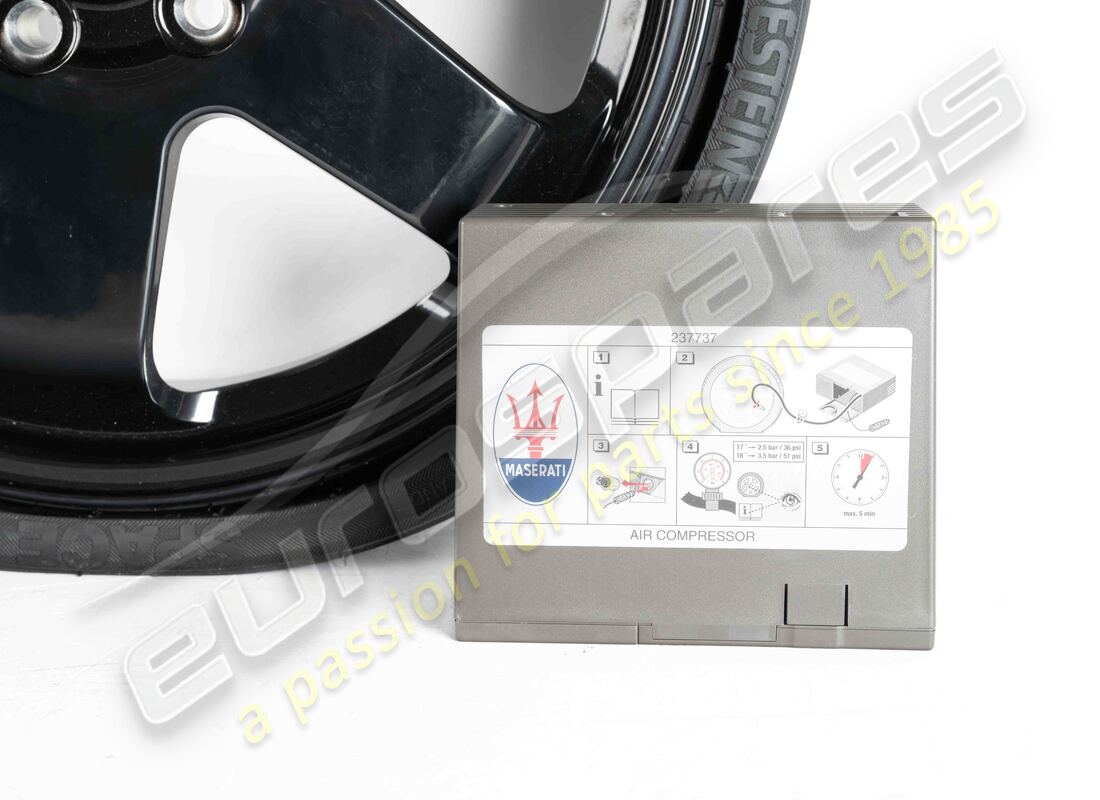 new maserati spare wheel with tyre. part number 181772 (2)