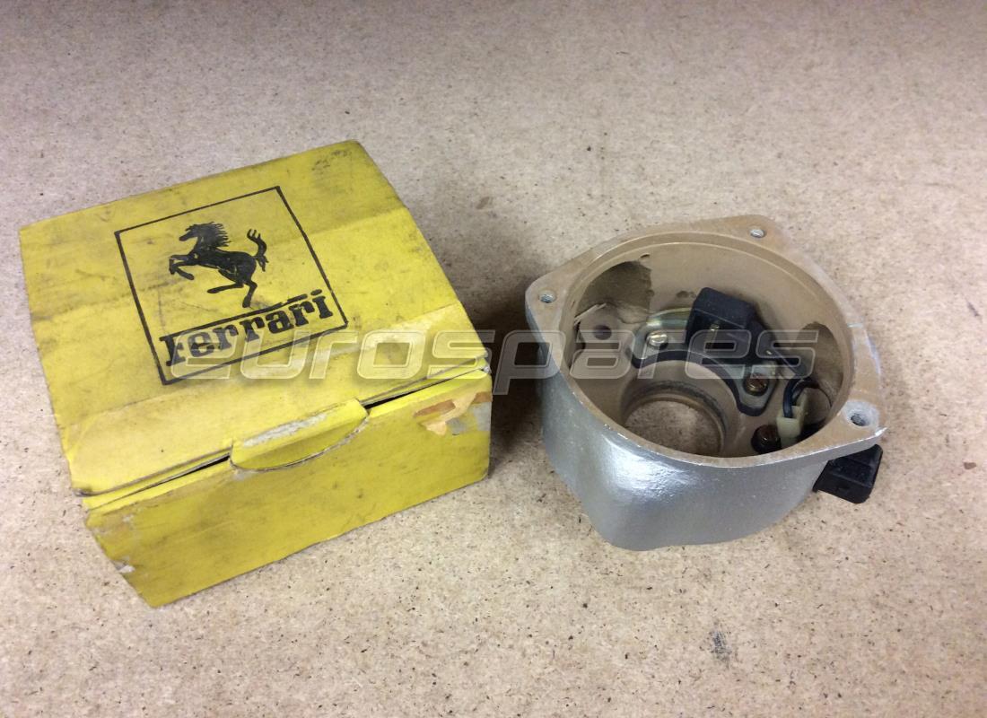 new ferrari rh distributor housing. part number 122396 (1)