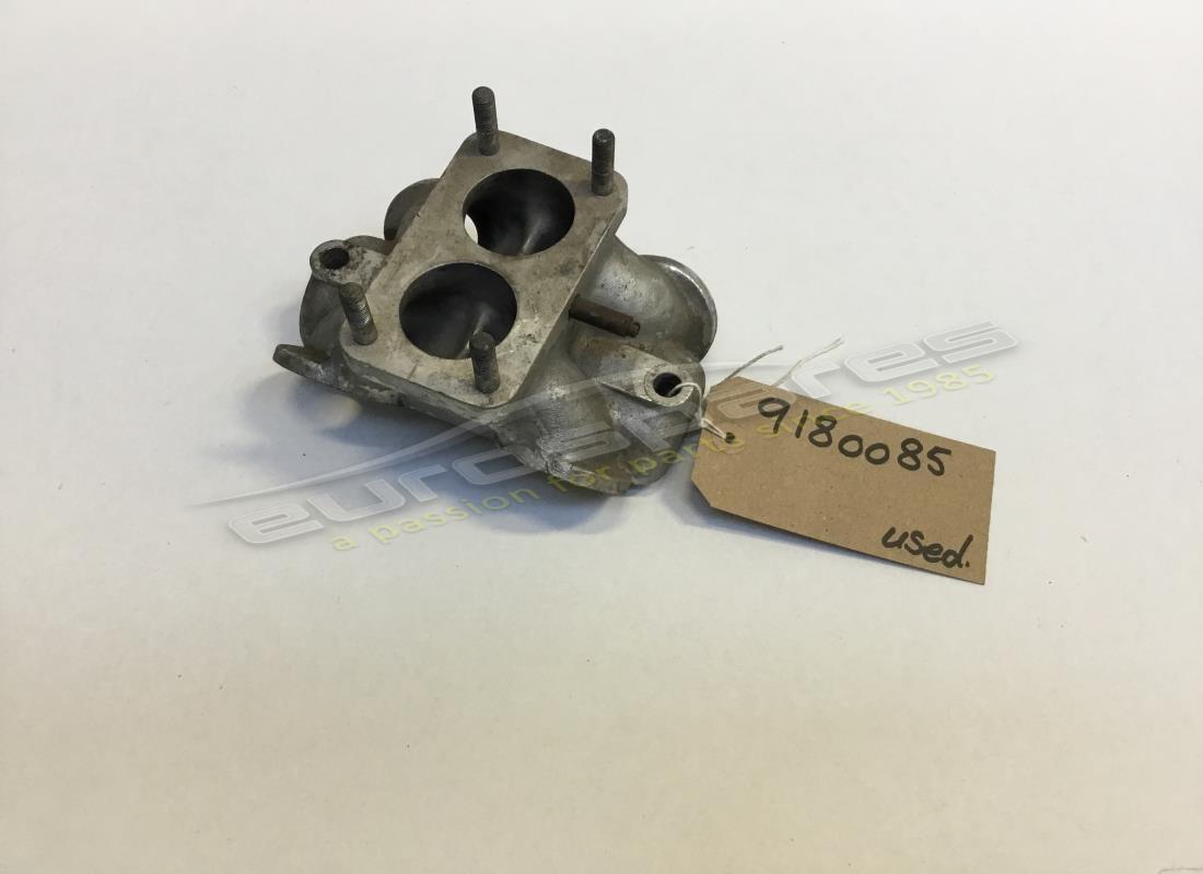 used ferrari inlet manifold with brake servo. part number 9180086 (1)