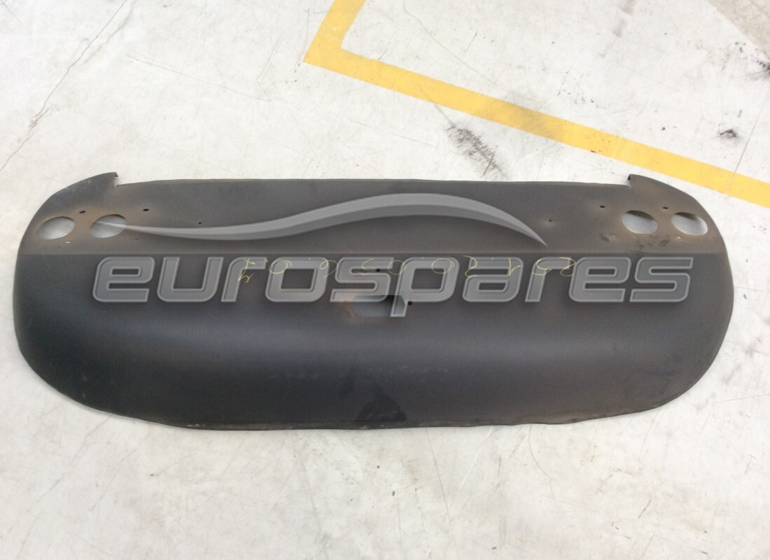 new ferrari rear centre panel. part number 2512005607 (1)