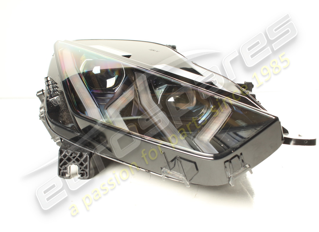 new lamborghini rh headlight. part number 4t0941004g (1)