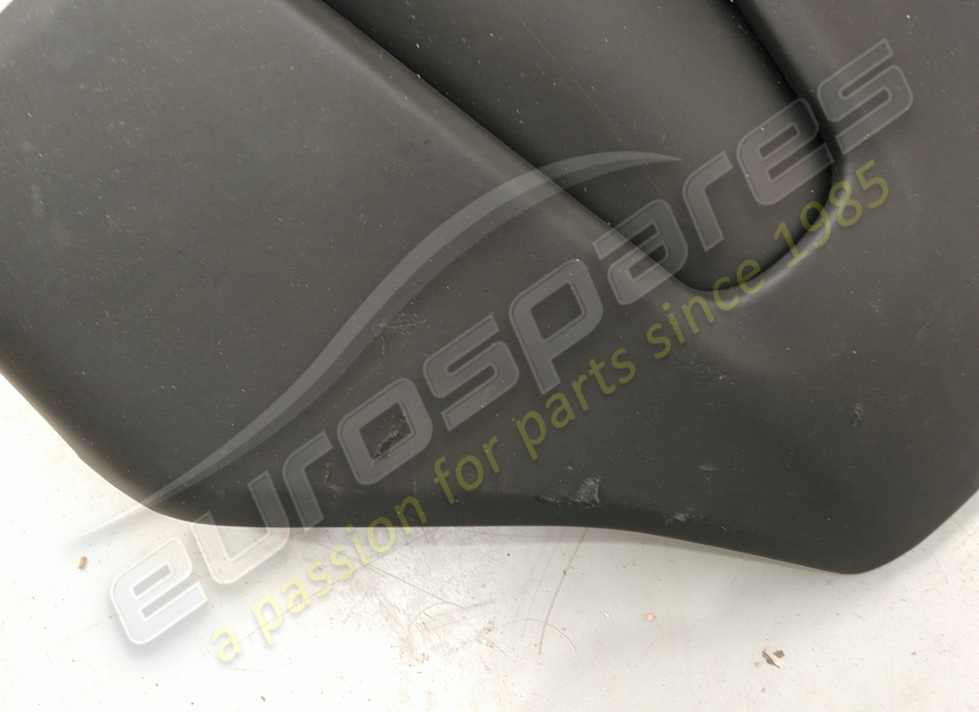 damaged ferrari copert.centr.quadro strument. part number 862633 (1)