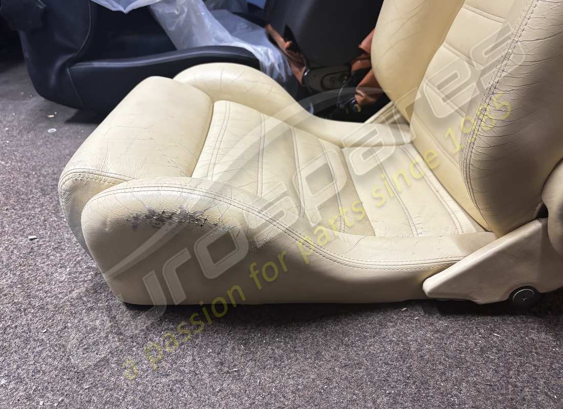 used ferrari pair of cream seats. part number 900114699 (6)