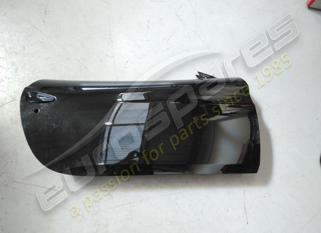 USED Ferrari RH DOOR . PART NUMBER 85680611 (1)