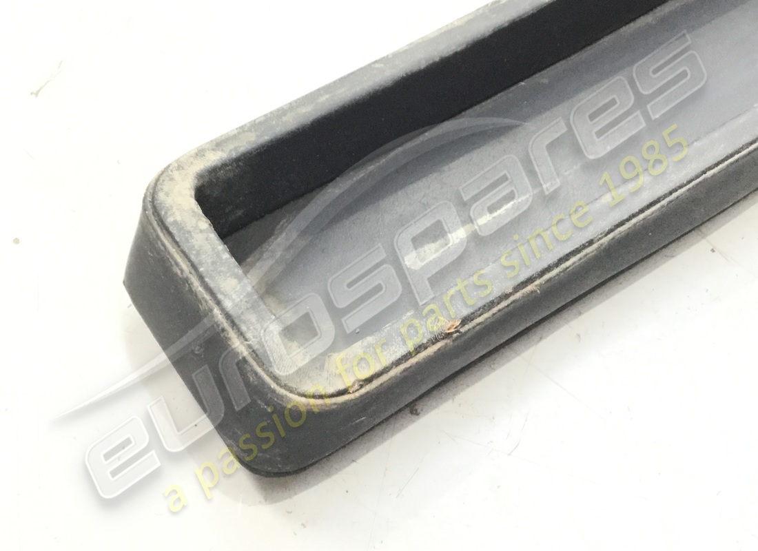 used ferrari glove box. part number 61525400 (2)