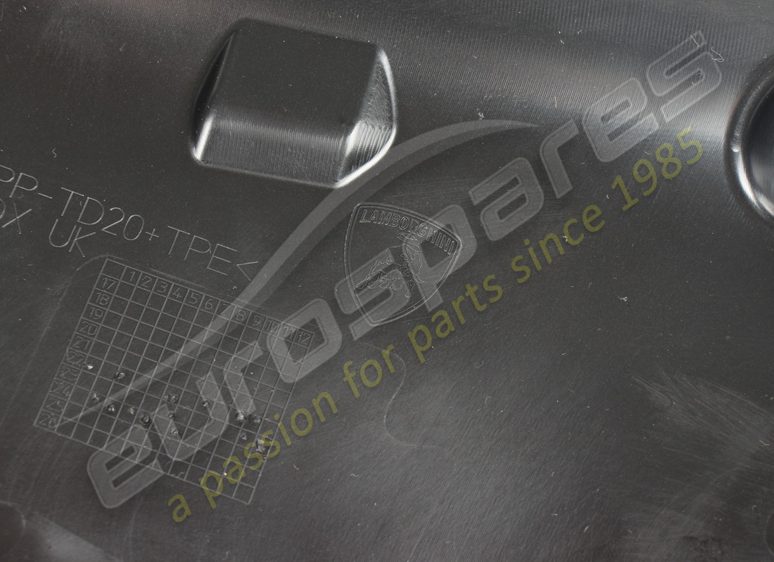 new lamborghini right air duct element. part number 4t0807158g (5)