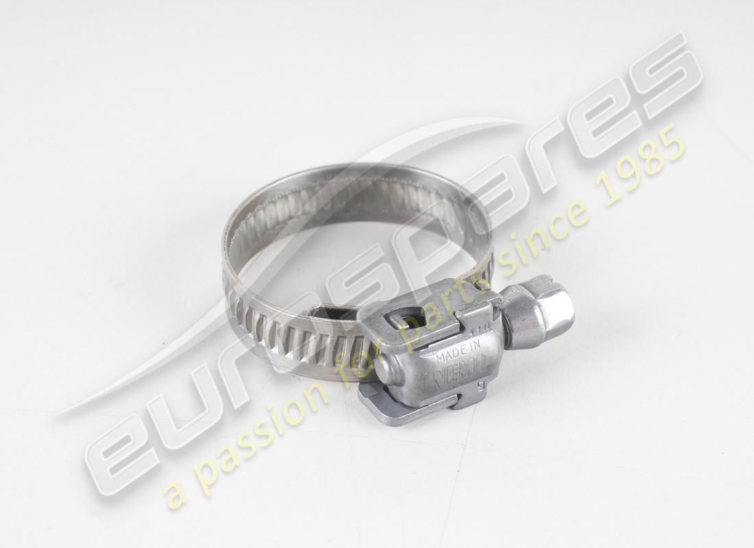 new maserati screw collar. part number 13000390 (1)