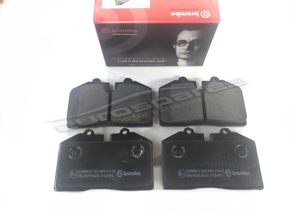 new ferrari rear brake pad set. part number 70000764 (1)