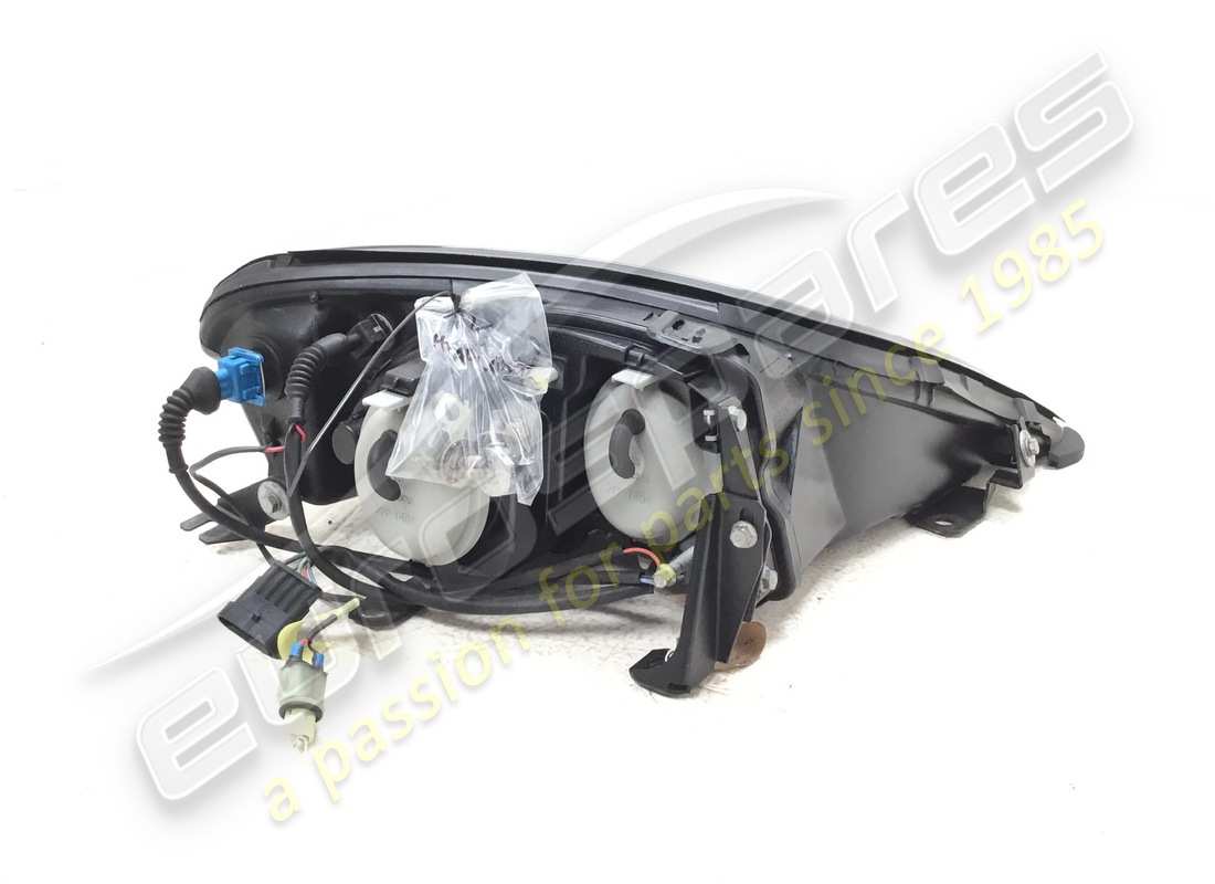 used ferrari lh headlight low/high. part number 65482373 (2)