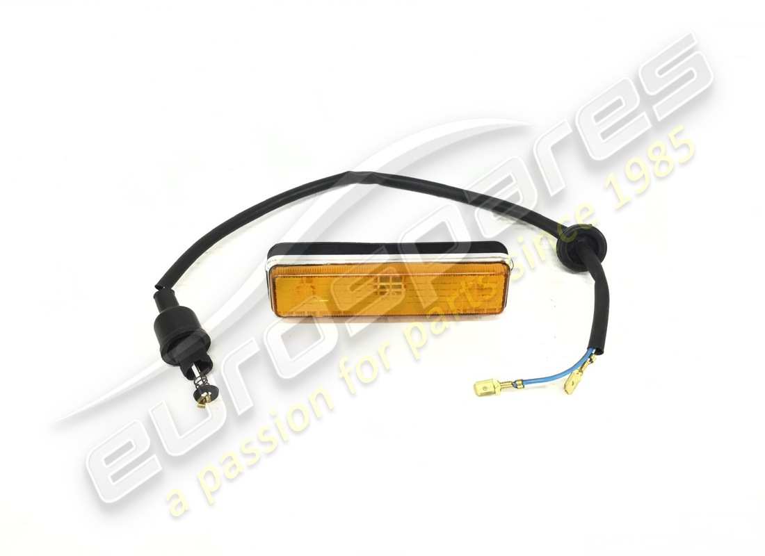 new maserati side direction indicator. part number 373180127 (1)